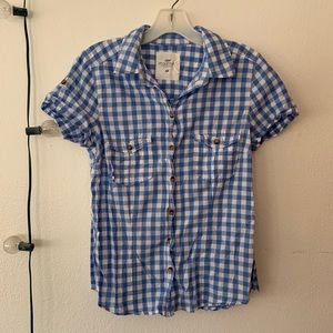 H&M Blue Checkered Button Up Short Sleeve Top!